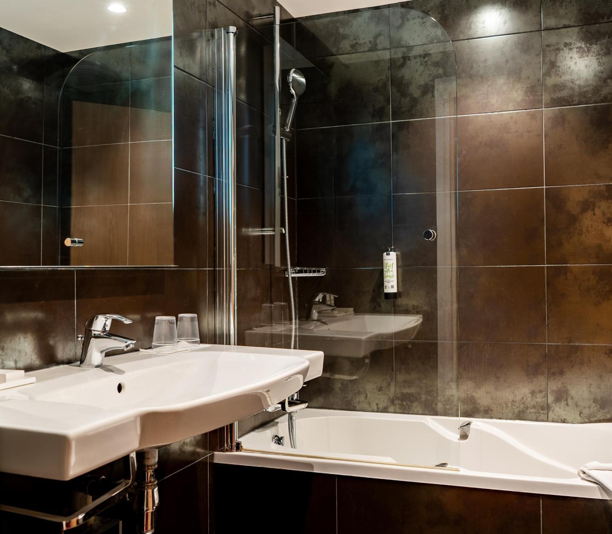 Hotel Edouard 6 By Malone Paris Bagian luar foto